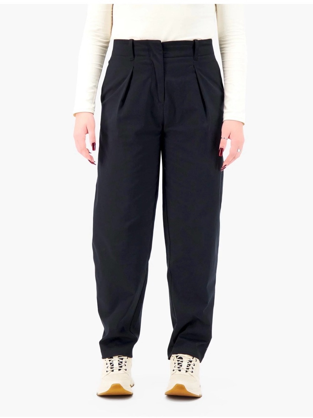 Organic Cotton High-Rise Black Pleated Trousers